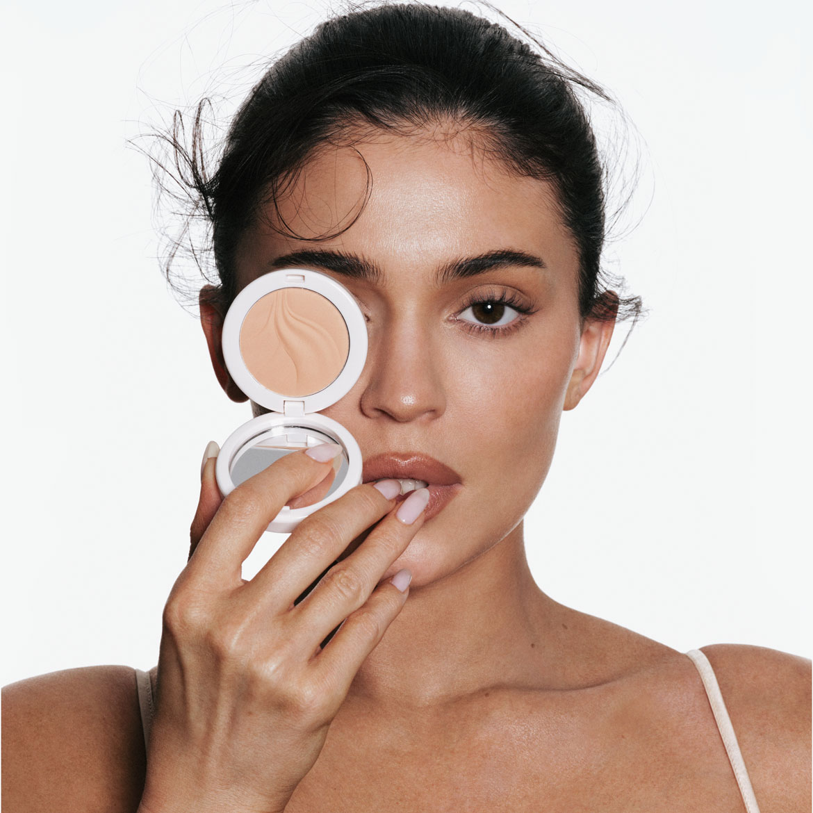 26-06-Brand Activation-Kylie Cosmetics-Complexion Newness-Brand-Highlight-Teaser-1170-x-1170-px (1).jpg