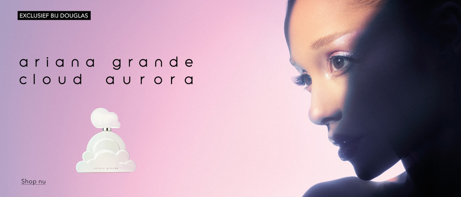 Ontdek Ariana Grande Cloud Aurora, exclusief verkrijgbaar bij Douglas, met een wolk-vormige parfumfles en de zijkant van Ariana Grande's gezicht.