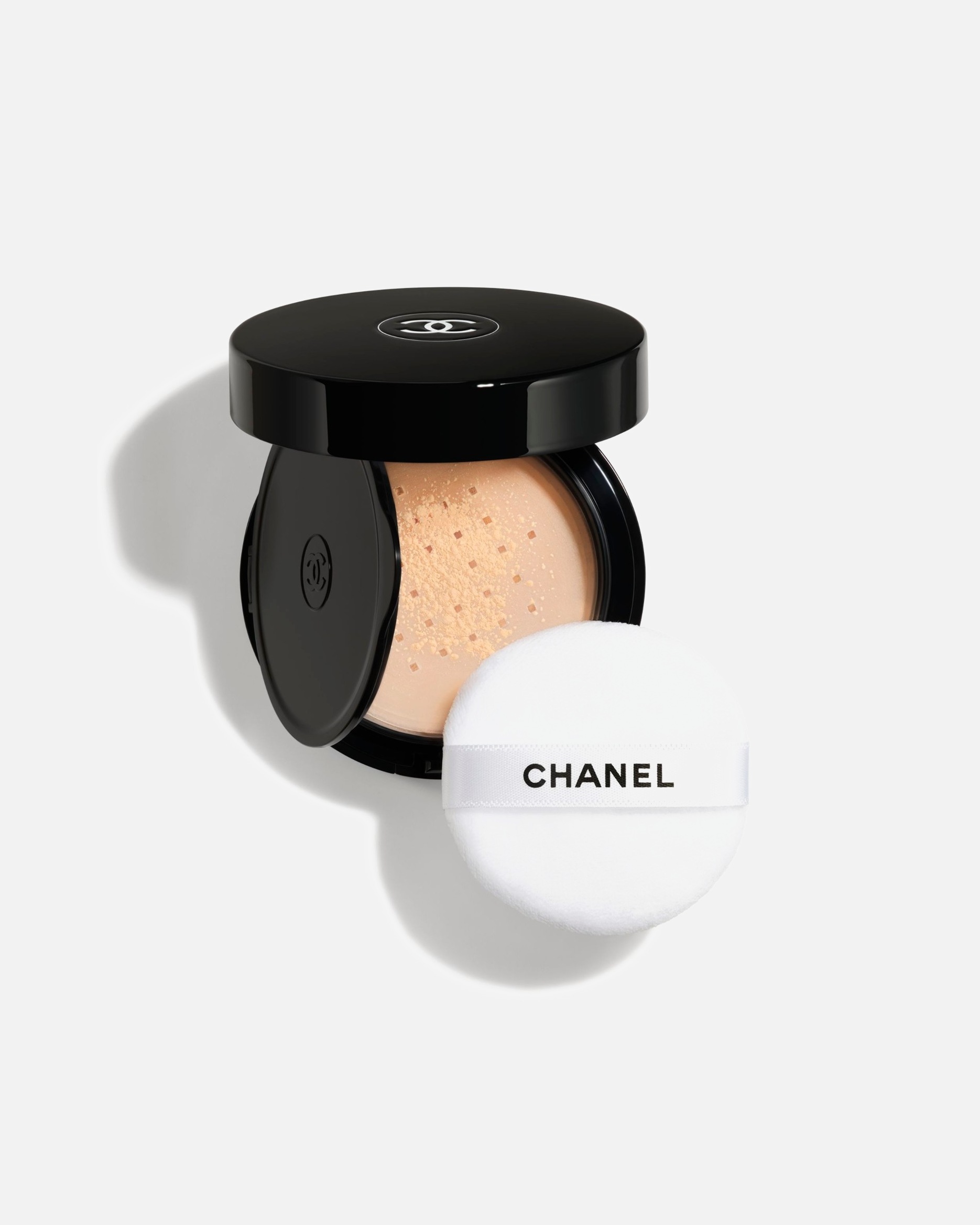 Poeder voor CHANELPOUDRE UNIVERSELLELIBRE ON-THE-GO40 - MEDIUM PLUS