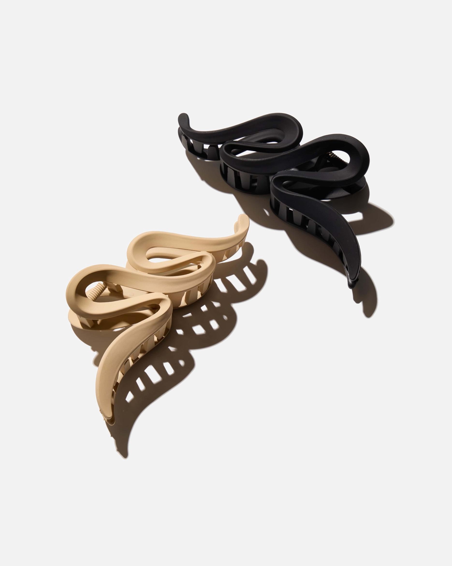 Haarclip voor HairlustLarge Claw Hair Clips, Wave, Black/Beige1 stuk